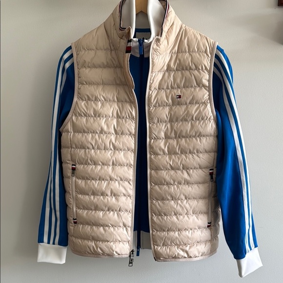 Tommy Hilfiger Oversize Beige Puffer Vest NWOT - Picture 4 of 10